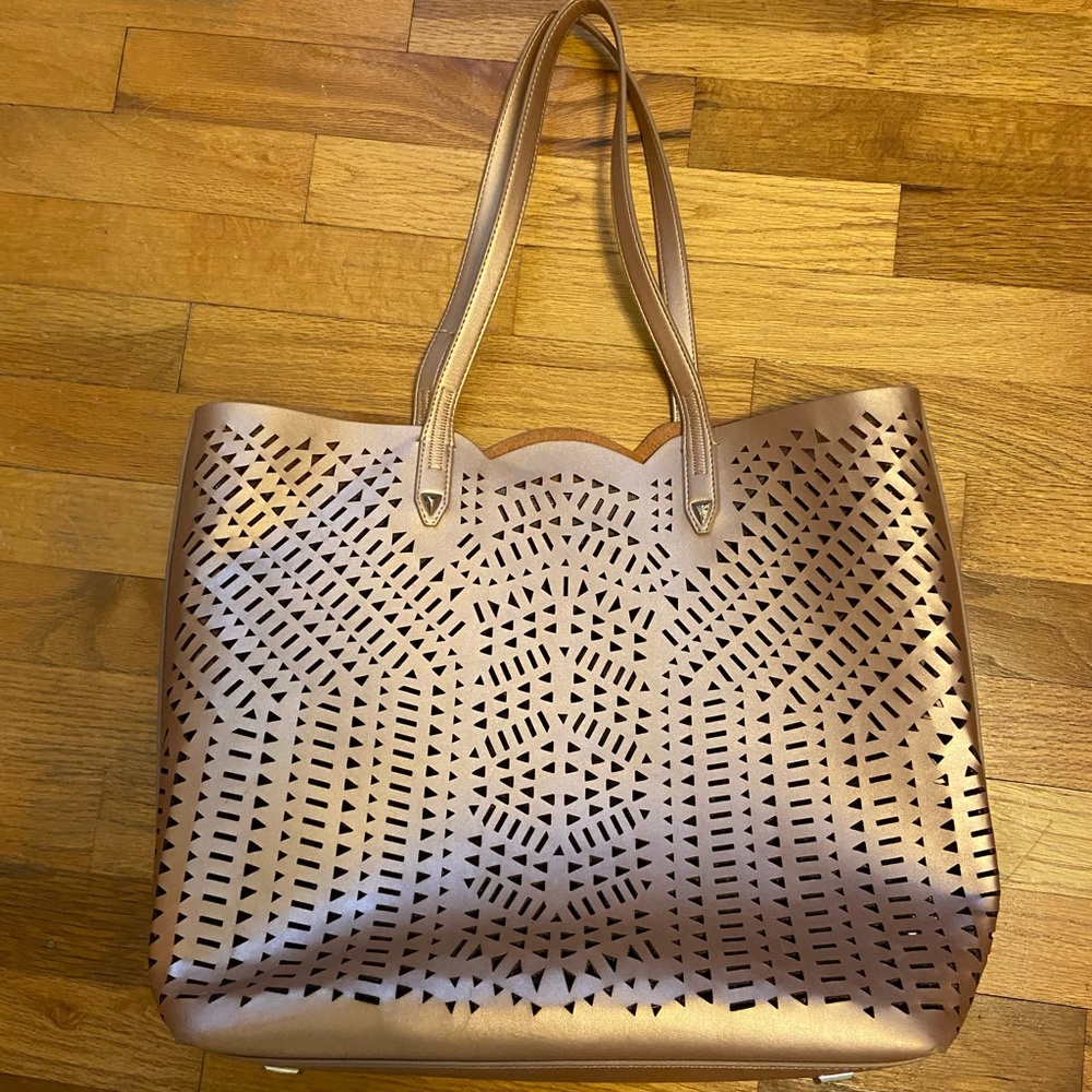 Stella & Dot Marseilles rose gold tote